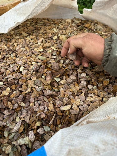 Златолит персиковый декоративная каменная крошка купить в Троицке