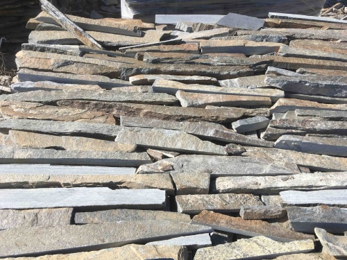 Горбушка златолит мультиколор для облицовки купить в Троицке