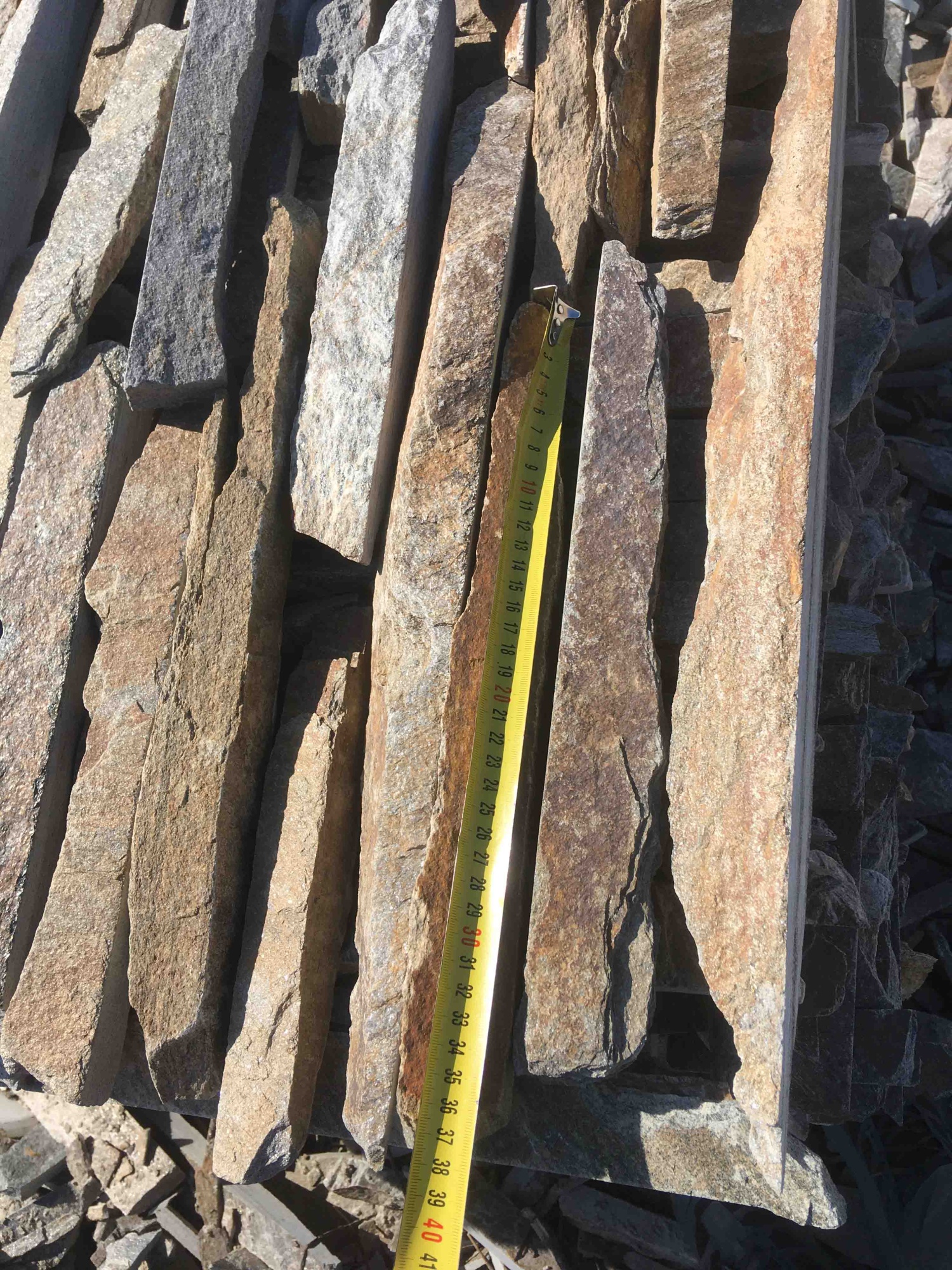 Горбушка златолит мультиколор для облицовки купить в Троицке