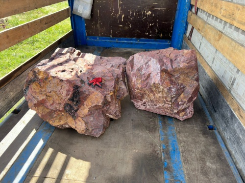 Ландшафтные глыбы красно-фиолетовые 200-1000 килограмм купить в Троицке