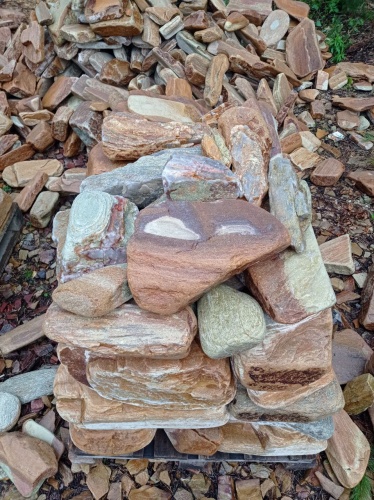 Златолит жёлтый, жёлто-зелёный глыбки и валуны для ланшафтного дизайна купить в Троицке