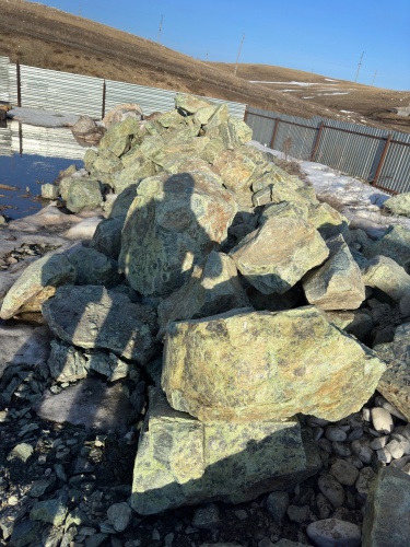 Камни для ландшафтного дизайна зелёные 10-60 килограмм купить в Троицке