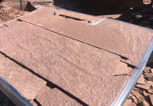 Плитняк лемезит бордовый для облицовки цоколя 20-25 мм  купить в Троицке