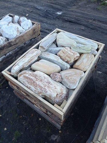 Златолит жёлтый, жёлто-зелёный глыбки и валуны для ланшафтного дизайна купить в Троицке